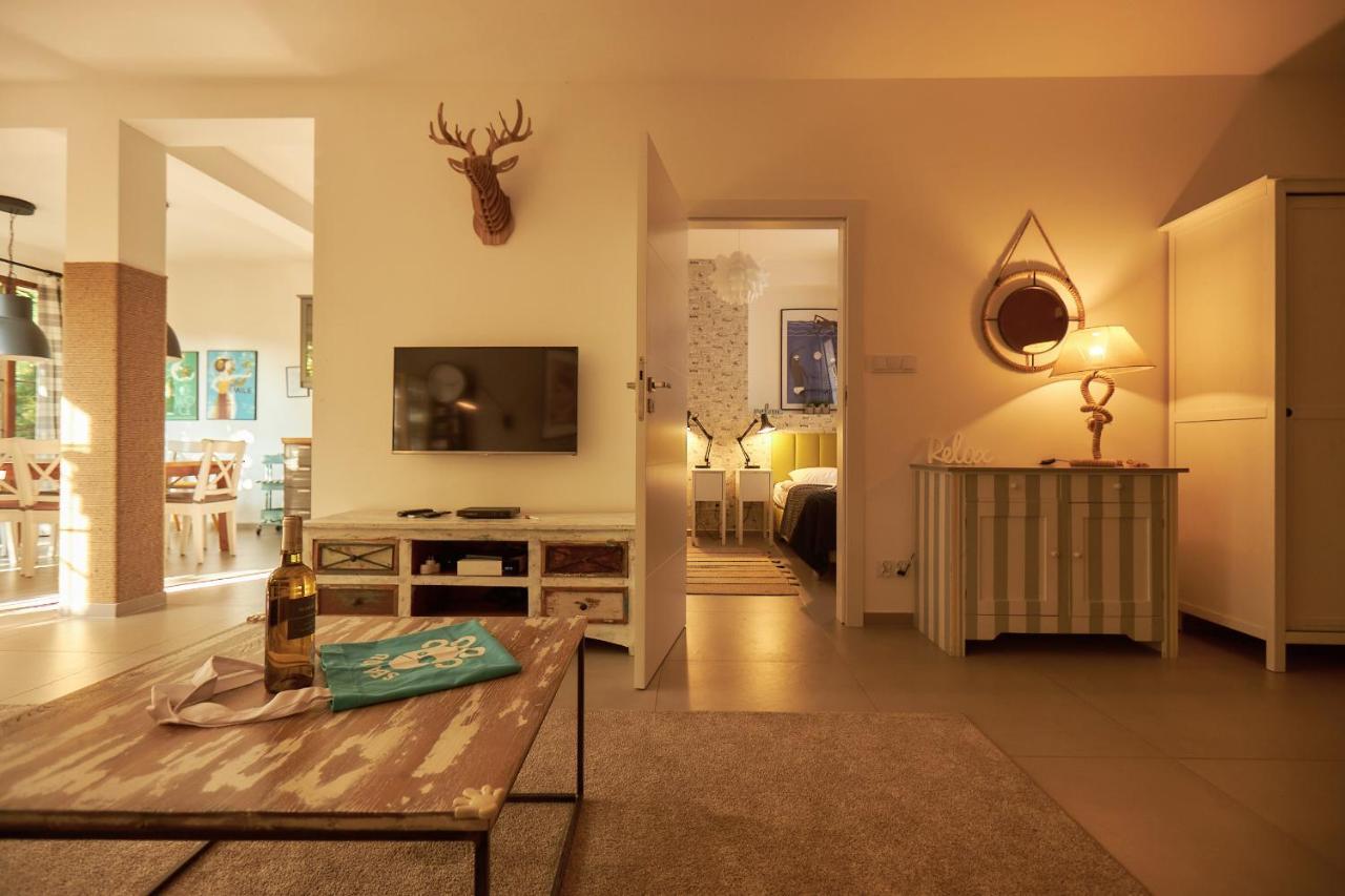 Seayou Yellow House Villa Рогово Екстериор снимка